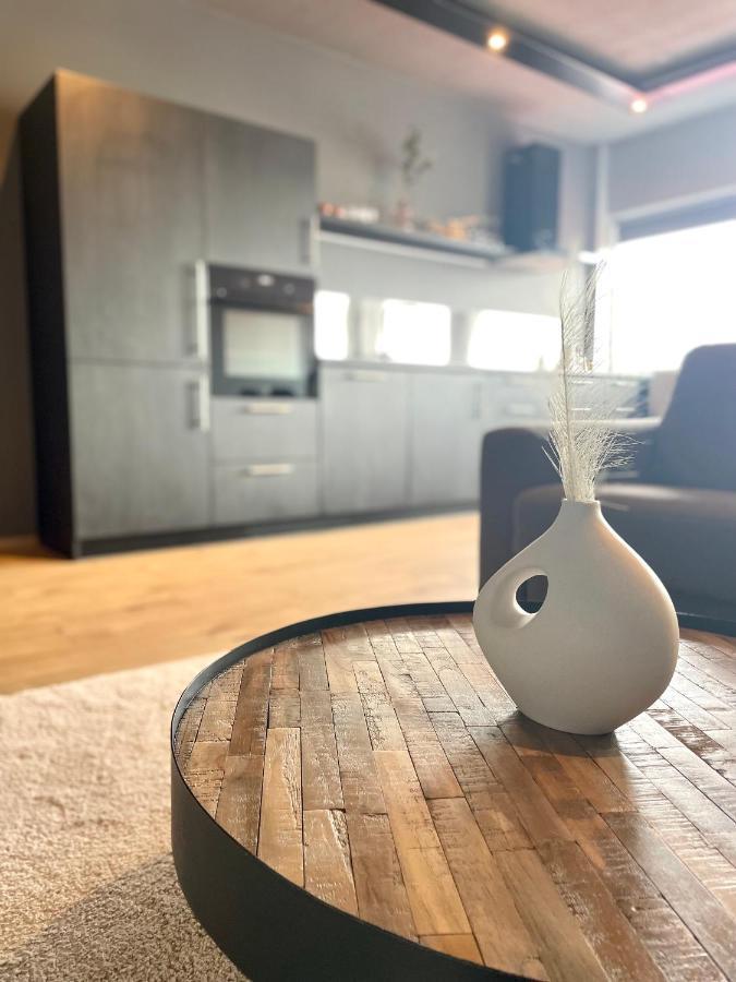 Modern Apartment With Hot Tub In Akureyri Esterno foto